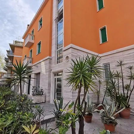 Romyhome ! Monte Mario Train Station - Gemelli Lejlighed *